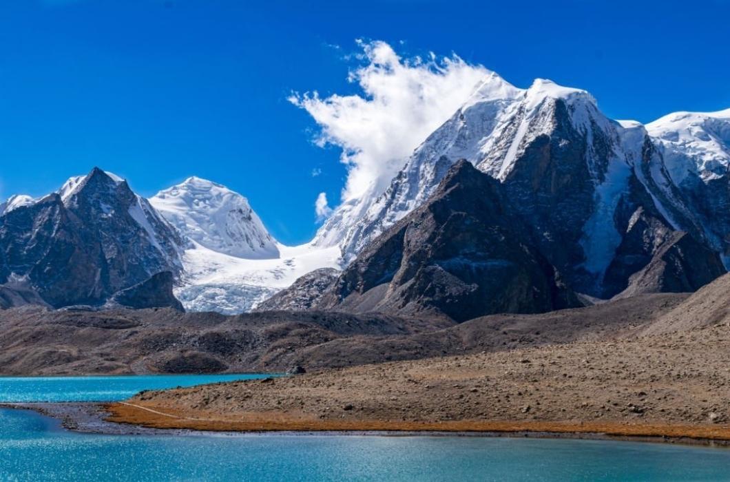 Gurudongmar lake is one of the highest lakes in the world situated at a height of 17500ft above sea level.