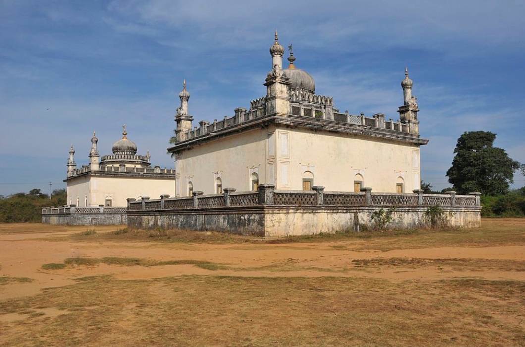 Beautiful View of Raja's Tomb.