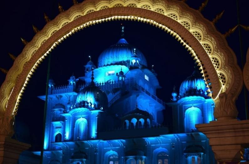 Beautiful night view of Patna Sahib Gurudwara.