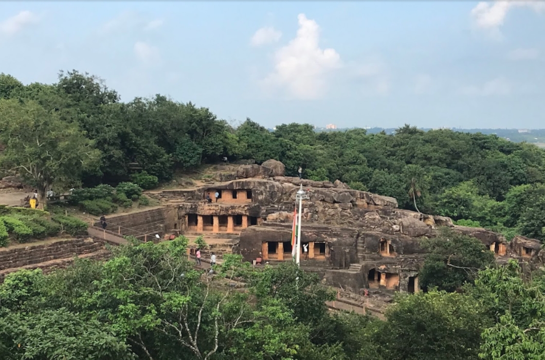On two adjacent hills, the caves are situated, mentioned as Kumari Parvata in the Hathigumpha inscription. Ornately and finely carved caves were built during the 1st century BCE.
