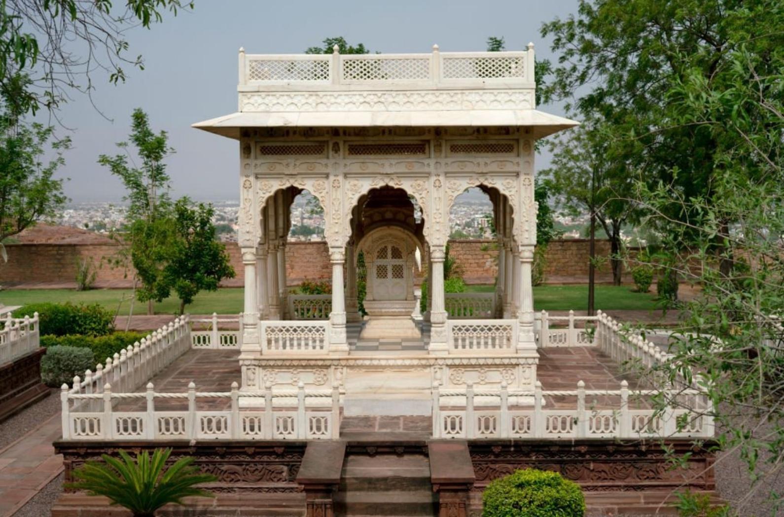 Cenotaph of one of the royal members on the ouside of Jaswant Thada, Jodhpur Rajasthan