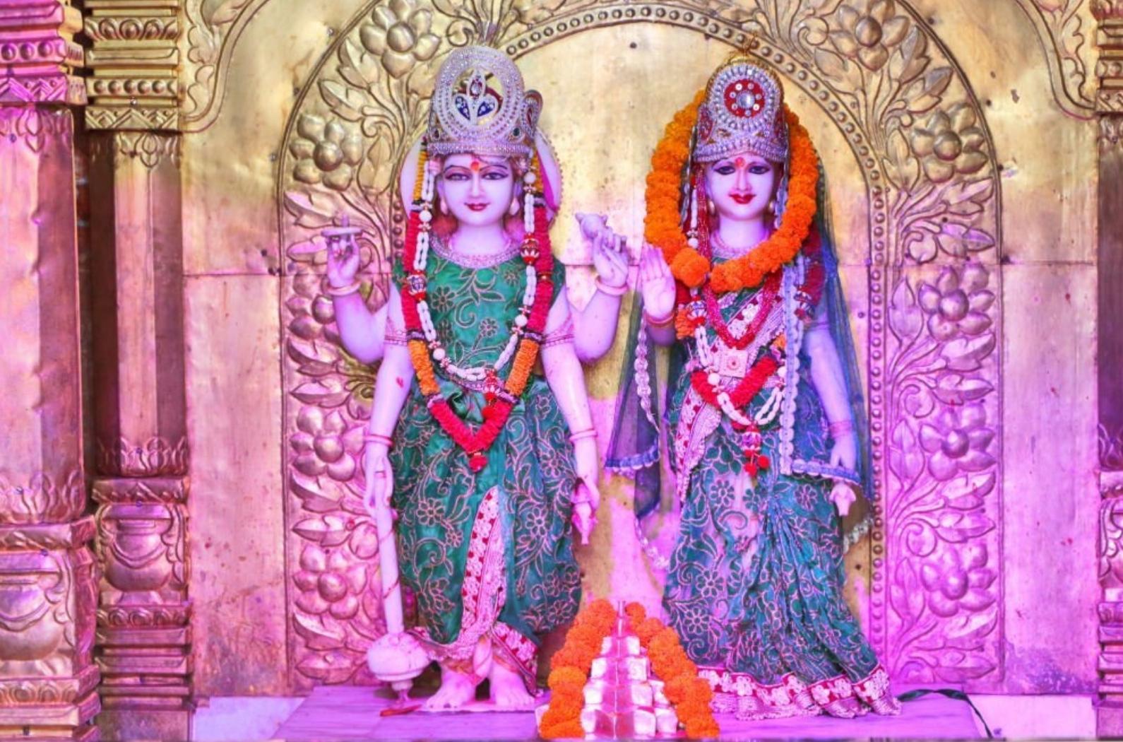 Idols of Lakshmi and Narayan in a Hindu temple in Pathankot, India. One of the almighty Gods in Hindu Myths.