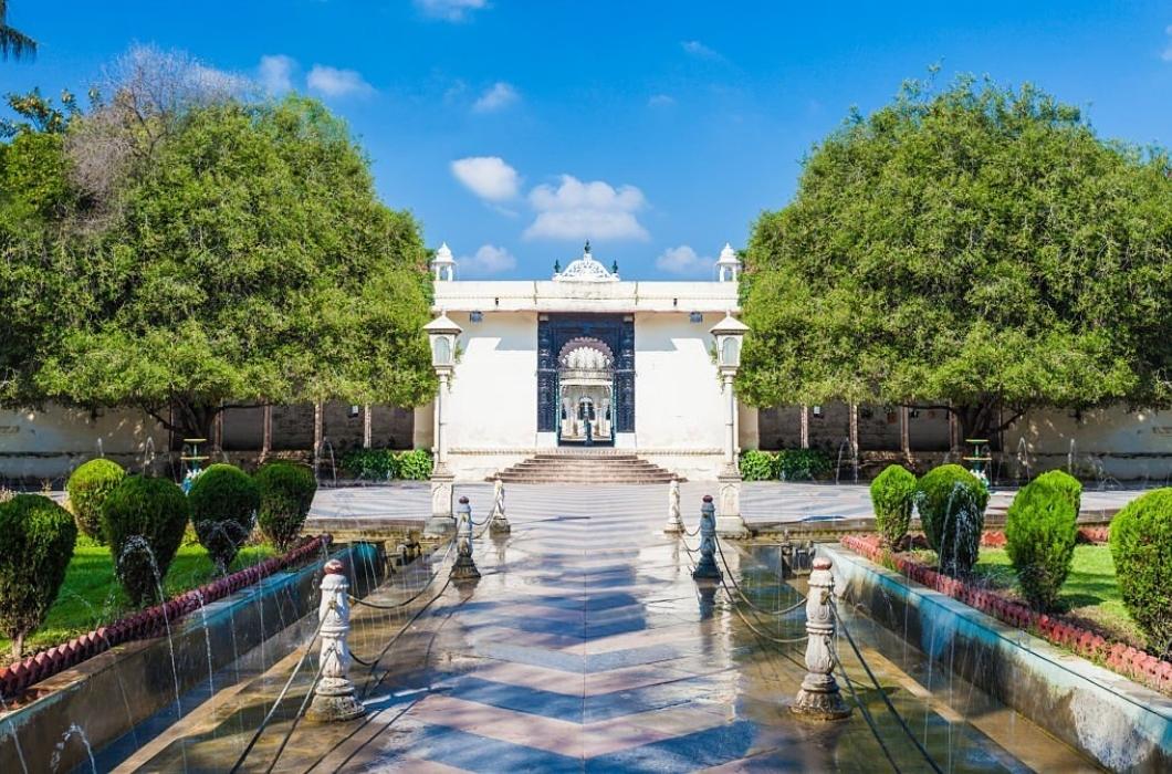 Saheliyon-ki-Bari (Courtyard of the Maidens) is a major garden in Udaipur, India.