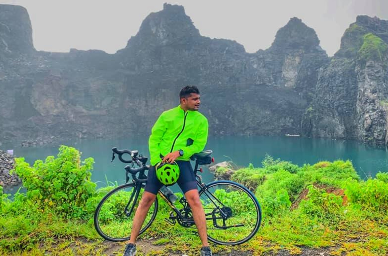 Quarry lake A famous lake in daman Indiano Travel (2023)