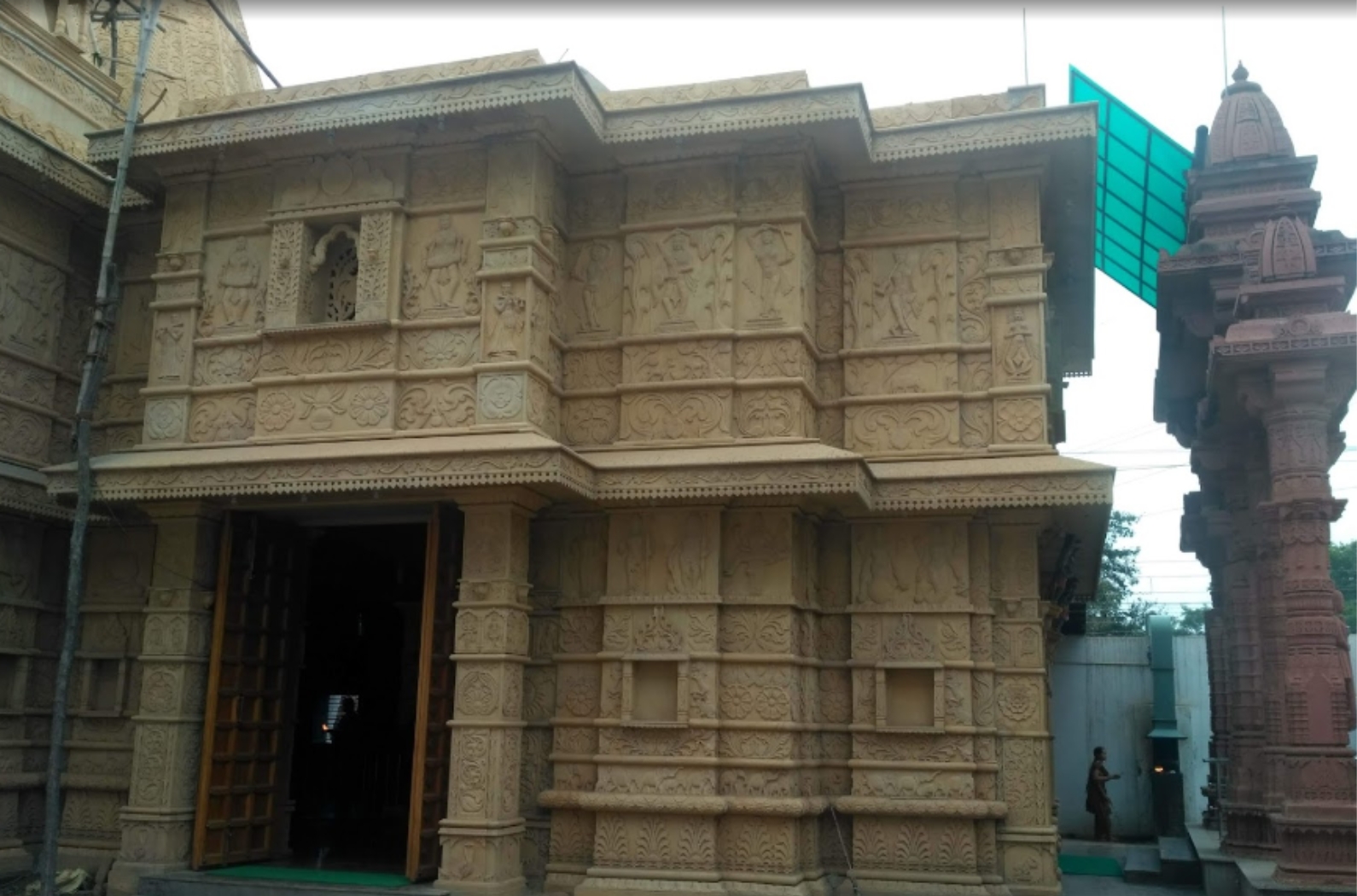 When you enter this temple you can see goddess Chandi Devi is situated. The rooms of this temple are well maintained.