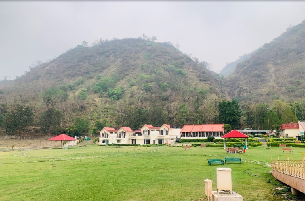 Located in the lower Shivaliks, Morni, also known as Bhoj Jabial, is the only hill station in Haryana. Morni is a cool retreat and a place worth visiting for those who want to enjoy the great outdoors.