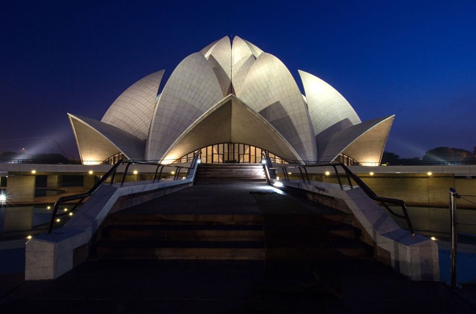 Historical Places in Lotus Temple 