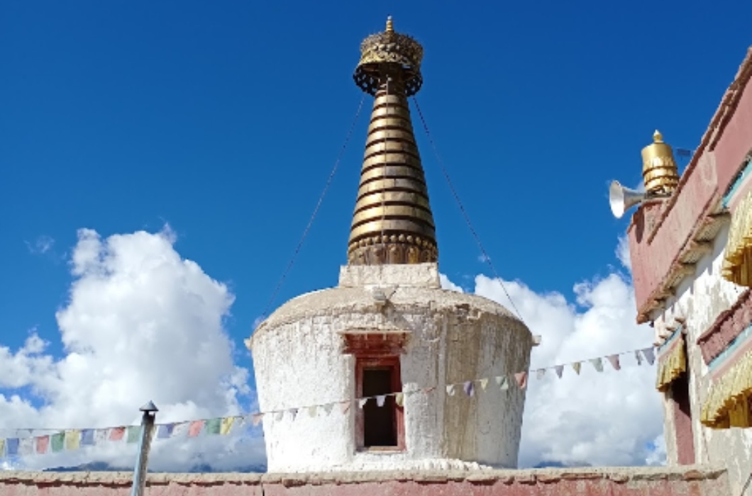 The Shey Monastery or Gompa and the Shey Palace complex are the most monumental structures. Before, Shey used to be the summer capital of Ladakh.