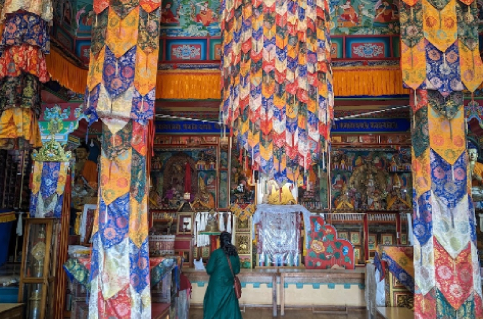 Geden Tharpa Choling Monastery