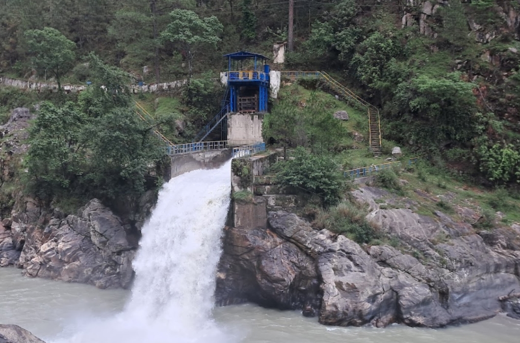 Beautiful Khedi Waterfall