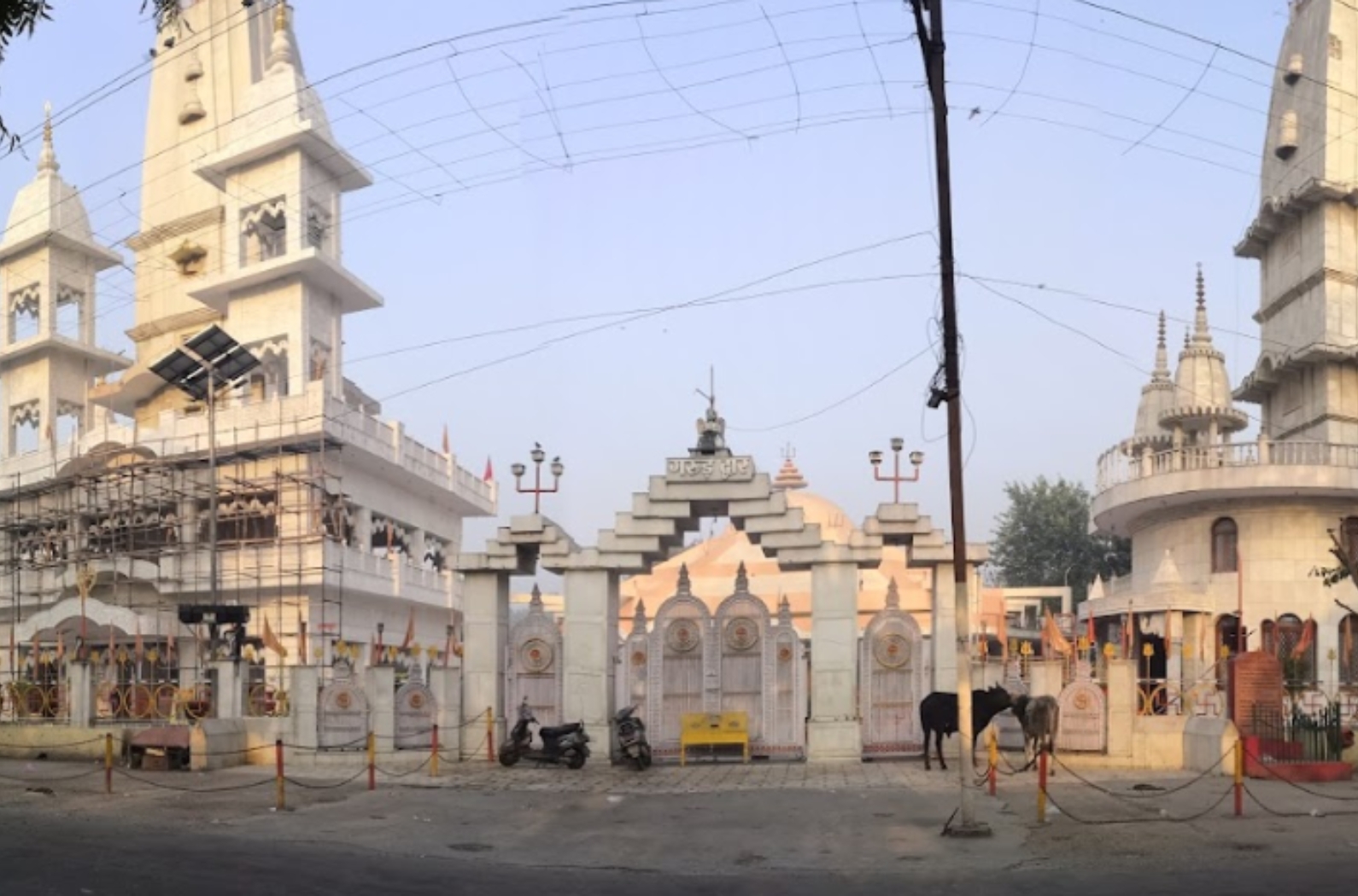 Shri Baba Augharnath Shiv Mandir beautiful outside view