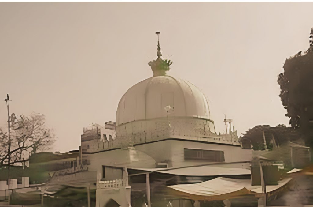 Sufi Sahab Dargah - a famous religious place in Firozabad, UP 