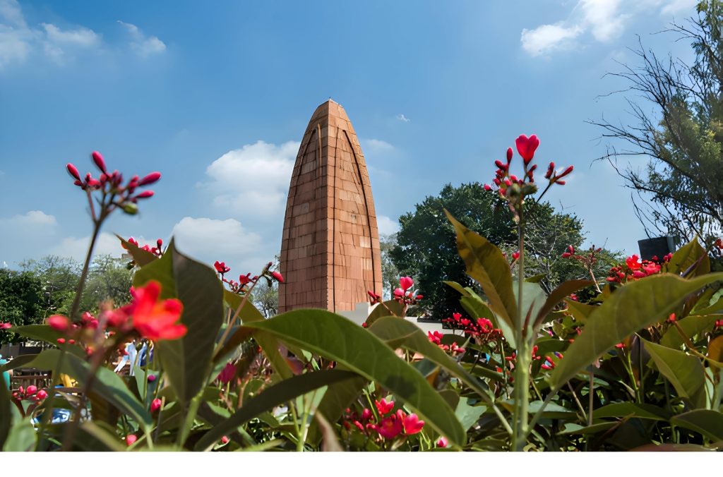 Narayan Bagh Jhansi is one of the attractions park of the town