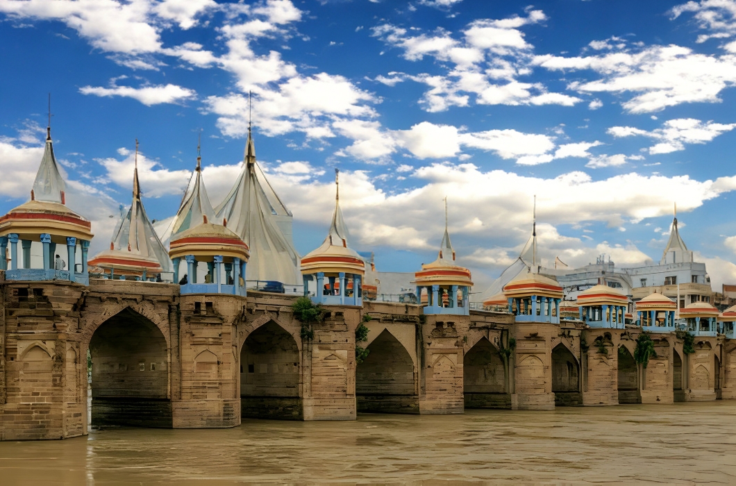 Shahi Bridge - Most significant Mughal architecture in Jaunpur