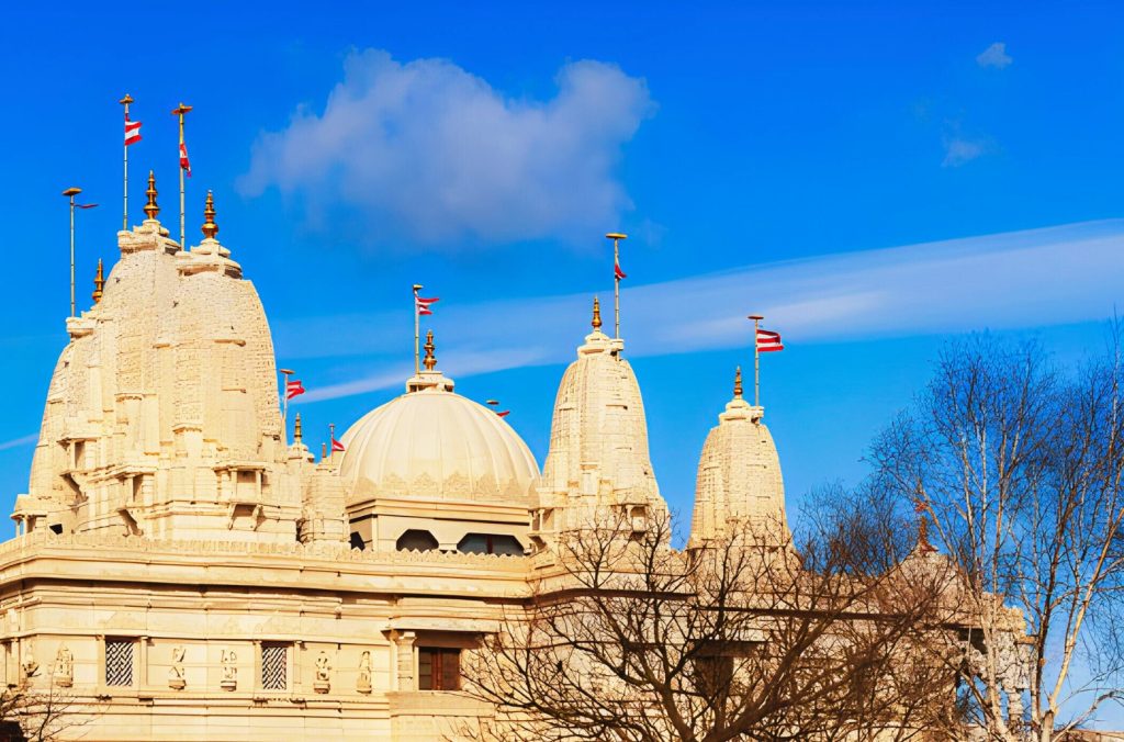 Shri Khatu Shyam Temple, Sacred Hindu Shrine in Agra