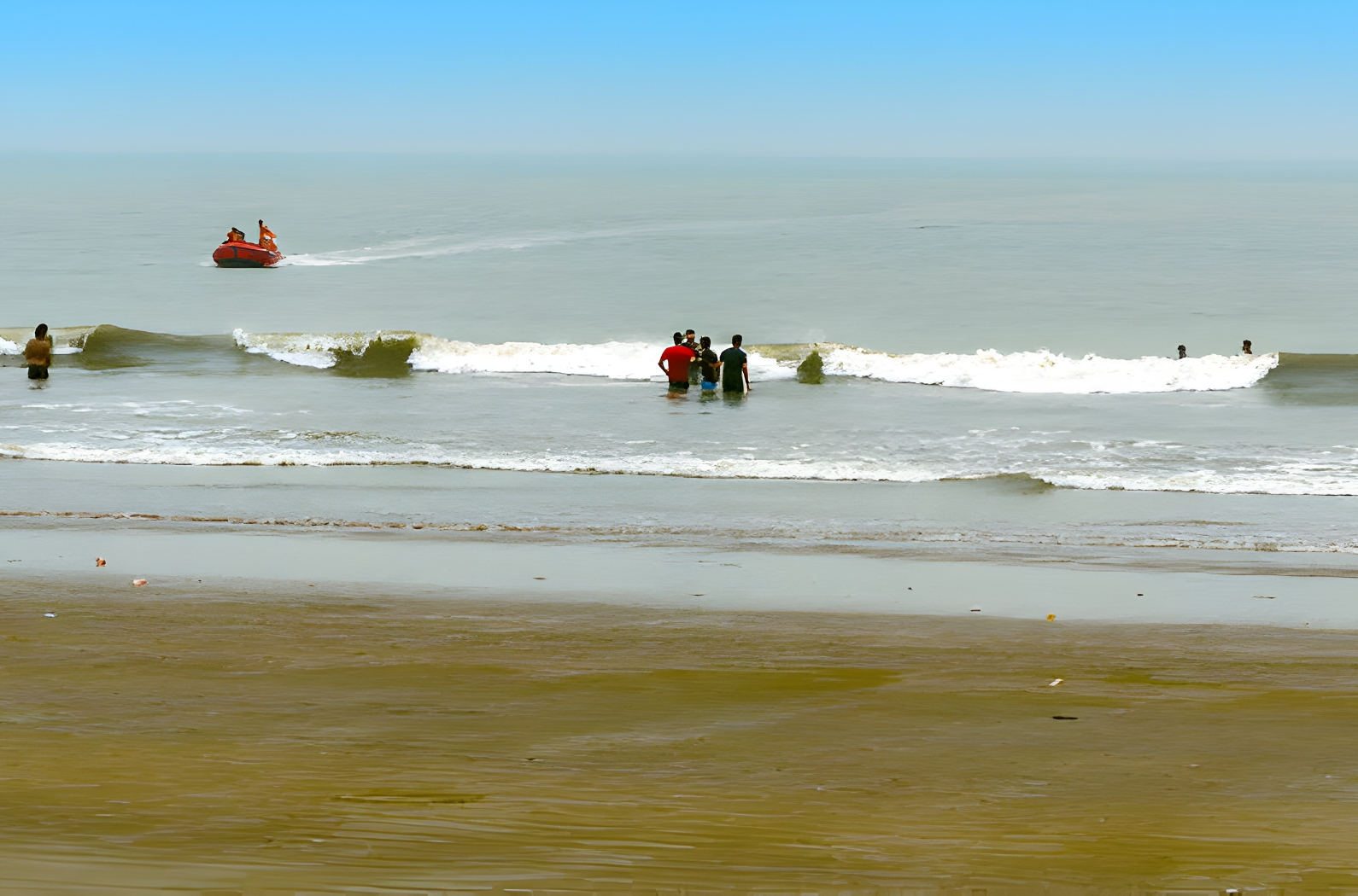 Balihara chandi beach, Puri