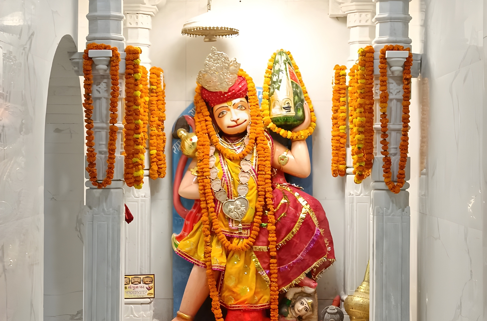 Baripur Mandir, Deoria