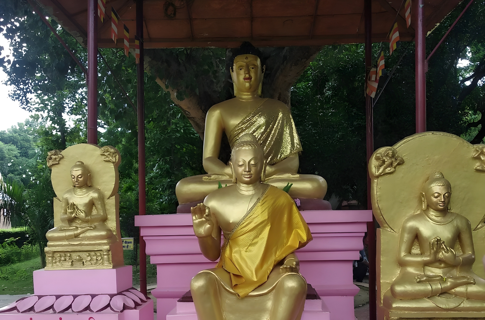 Sarnath Buddhist Temple Varanasi