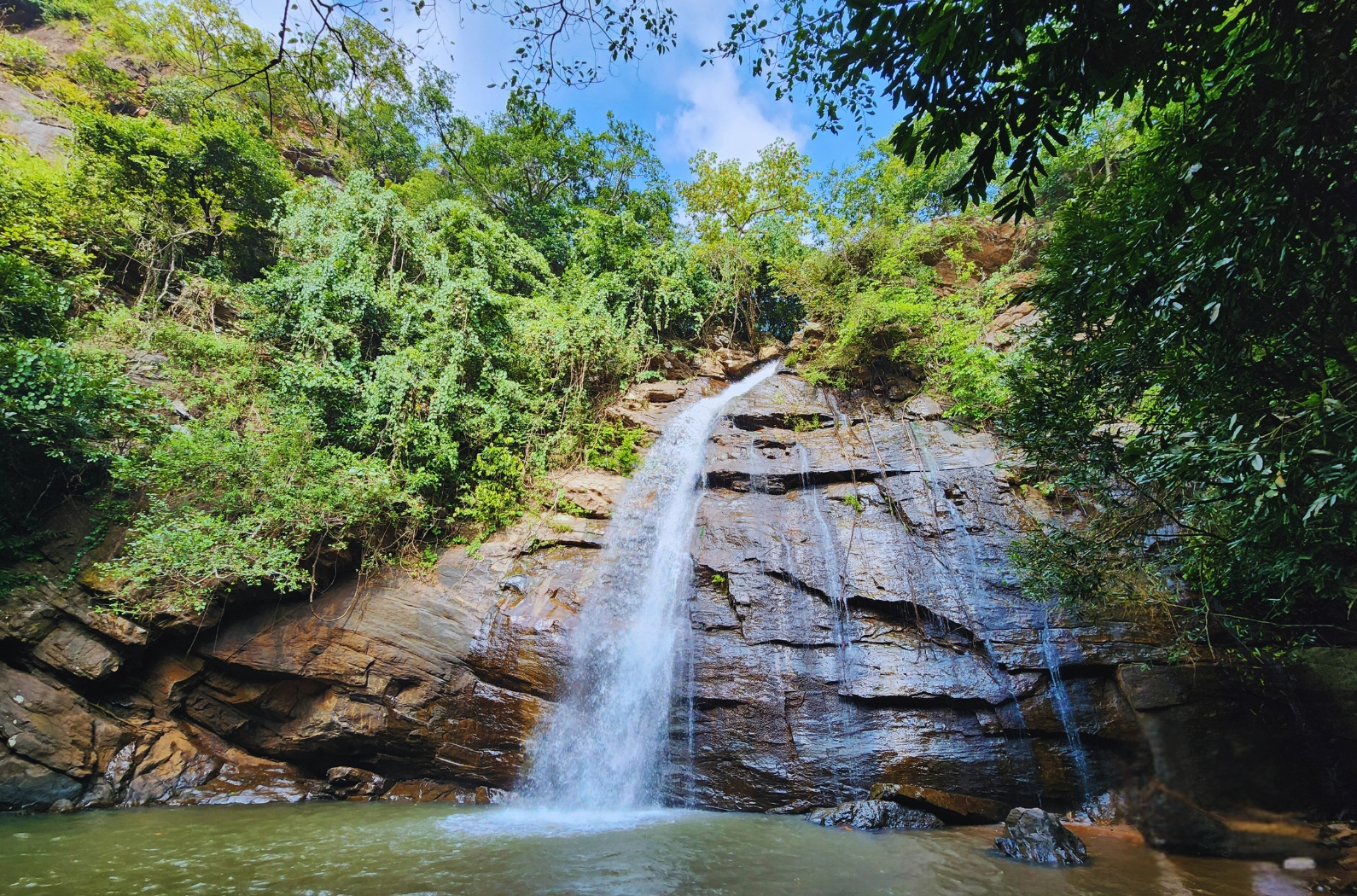 Deojhar Waterfall