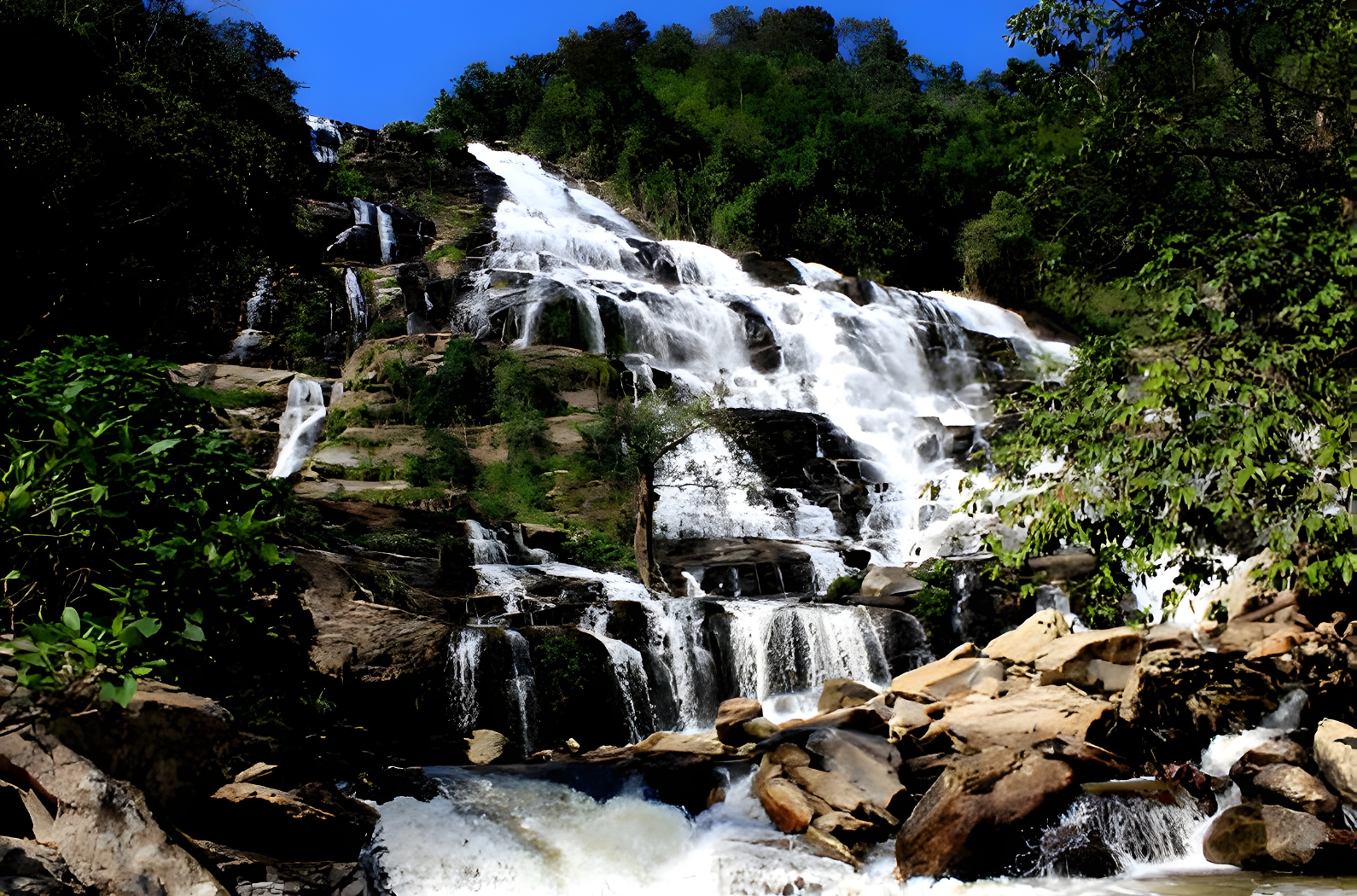 Kainjhar Waterfall