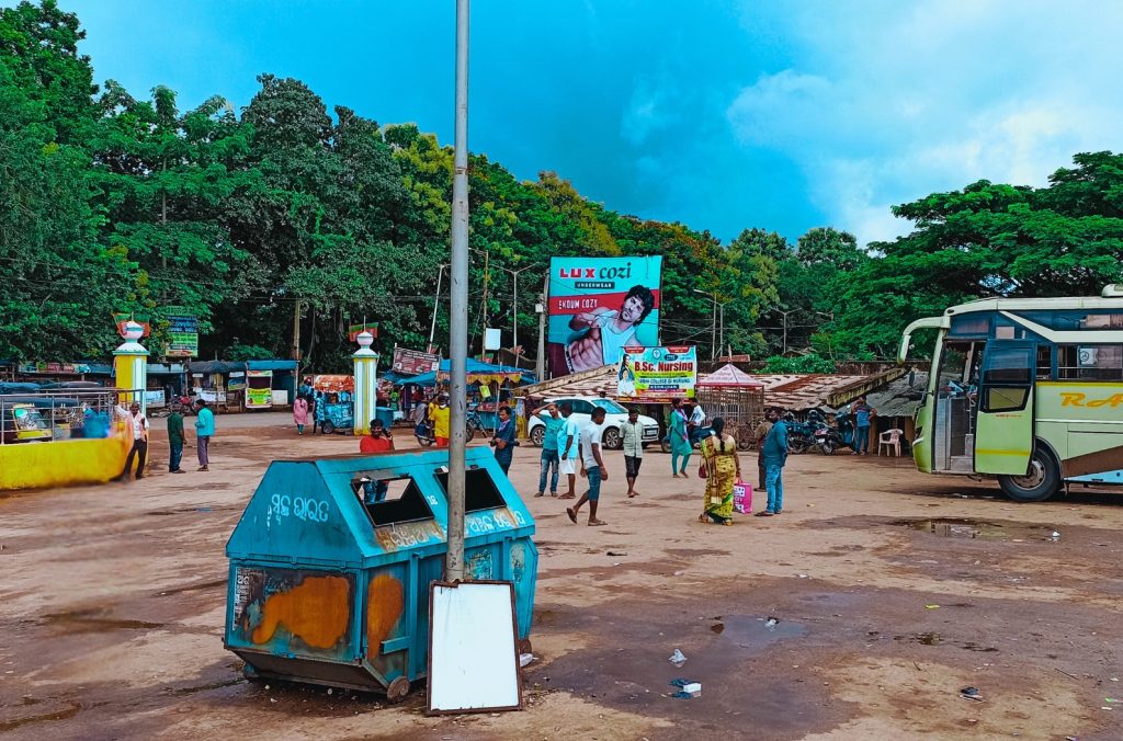 Karanjia bus stand