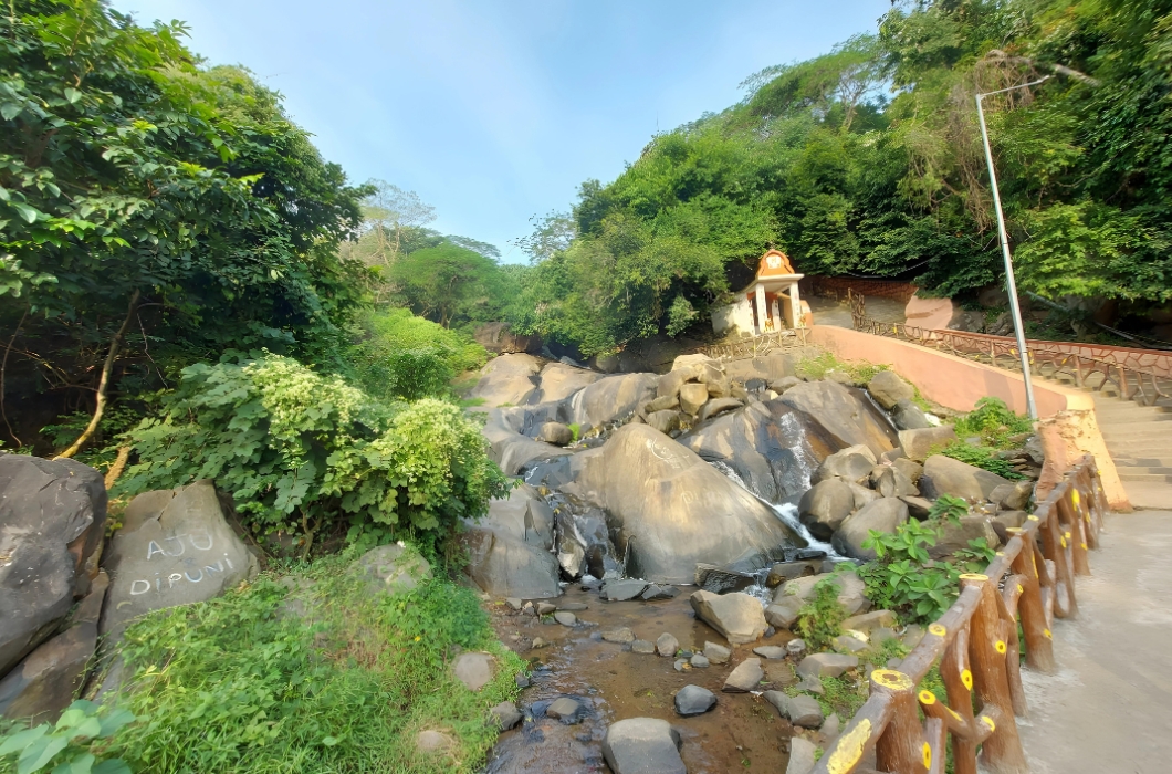 Panchalingeswar Temple