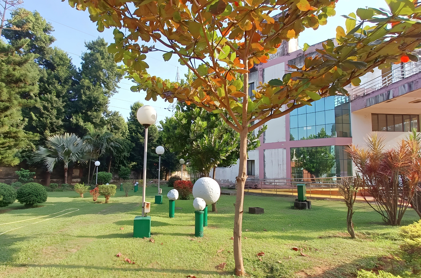 Pathani Samanta Planetarium