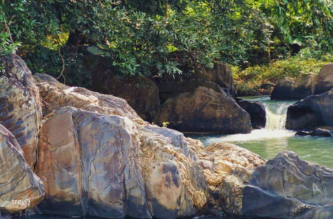 Akhayasila Waterfall