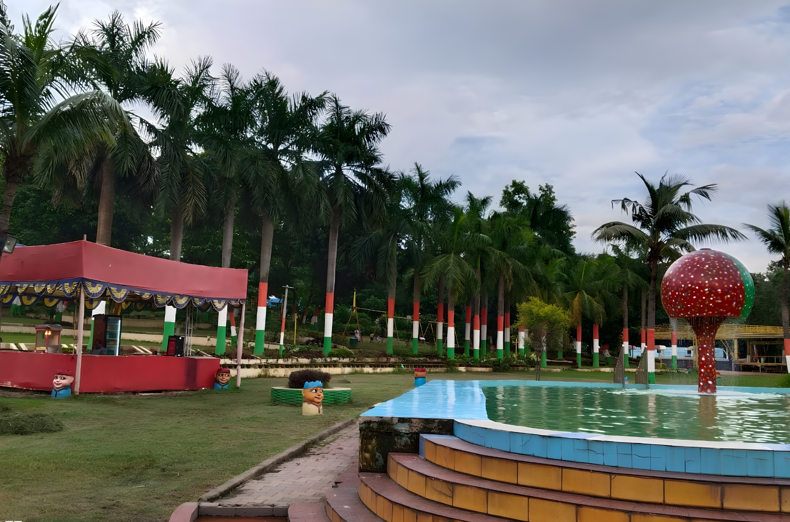 Water activities Inside Anand Amusement Park