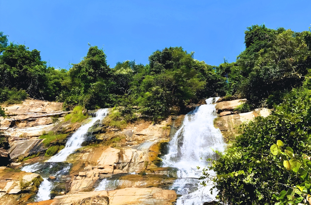 Most famous Bamni Falls