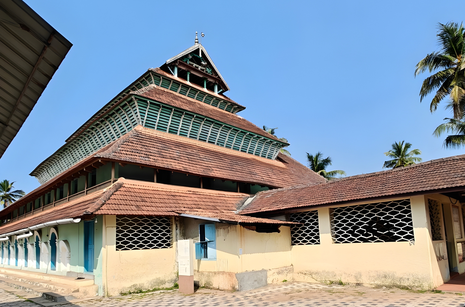 Mishqal Mosque