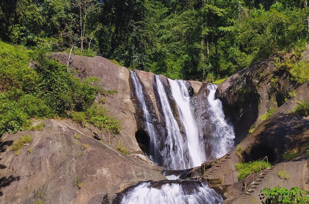 Kumbhavurutty Falls