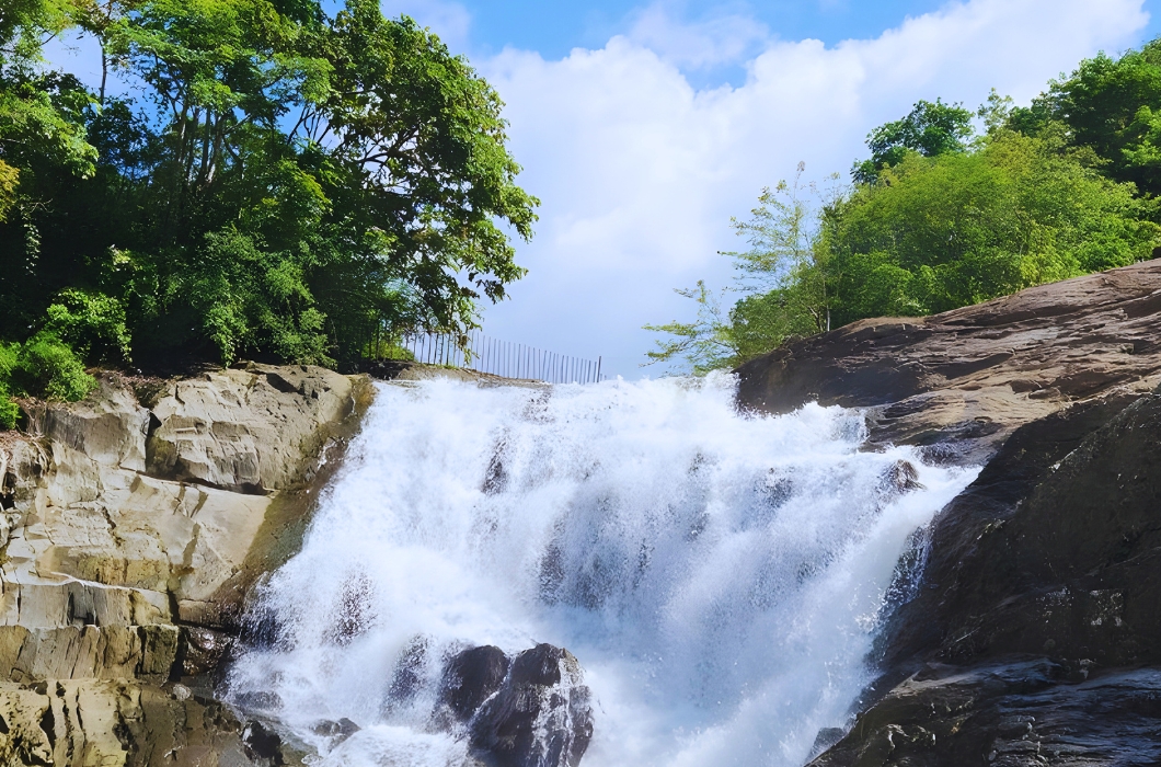 Soochipara Waterfalls