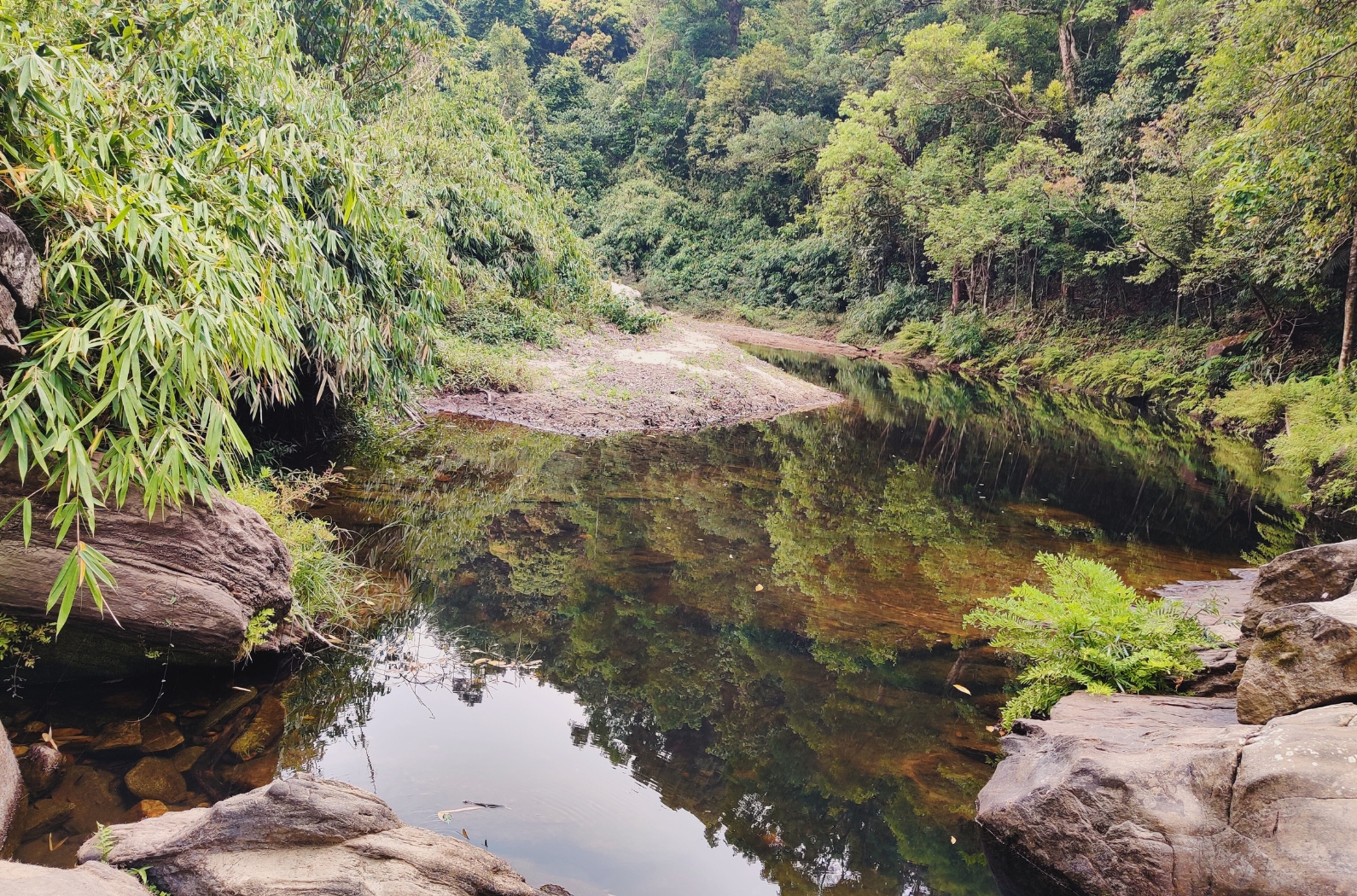 Urakkuzhi Waterfalls