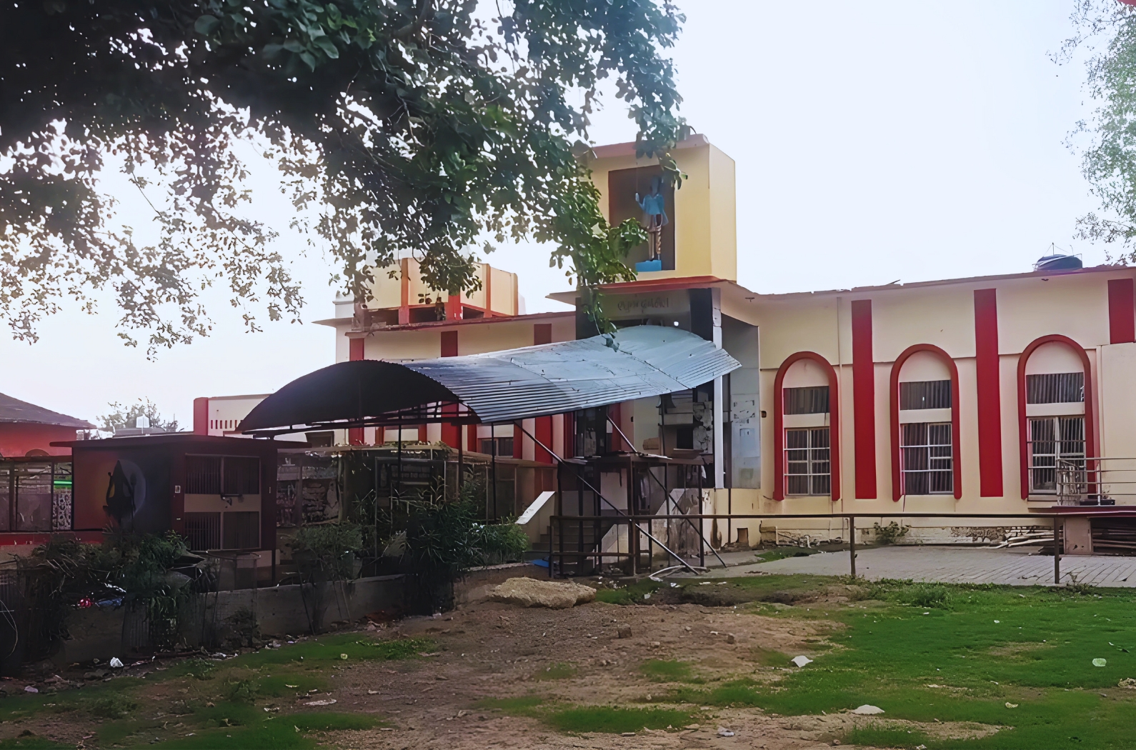 Gopal Ashram