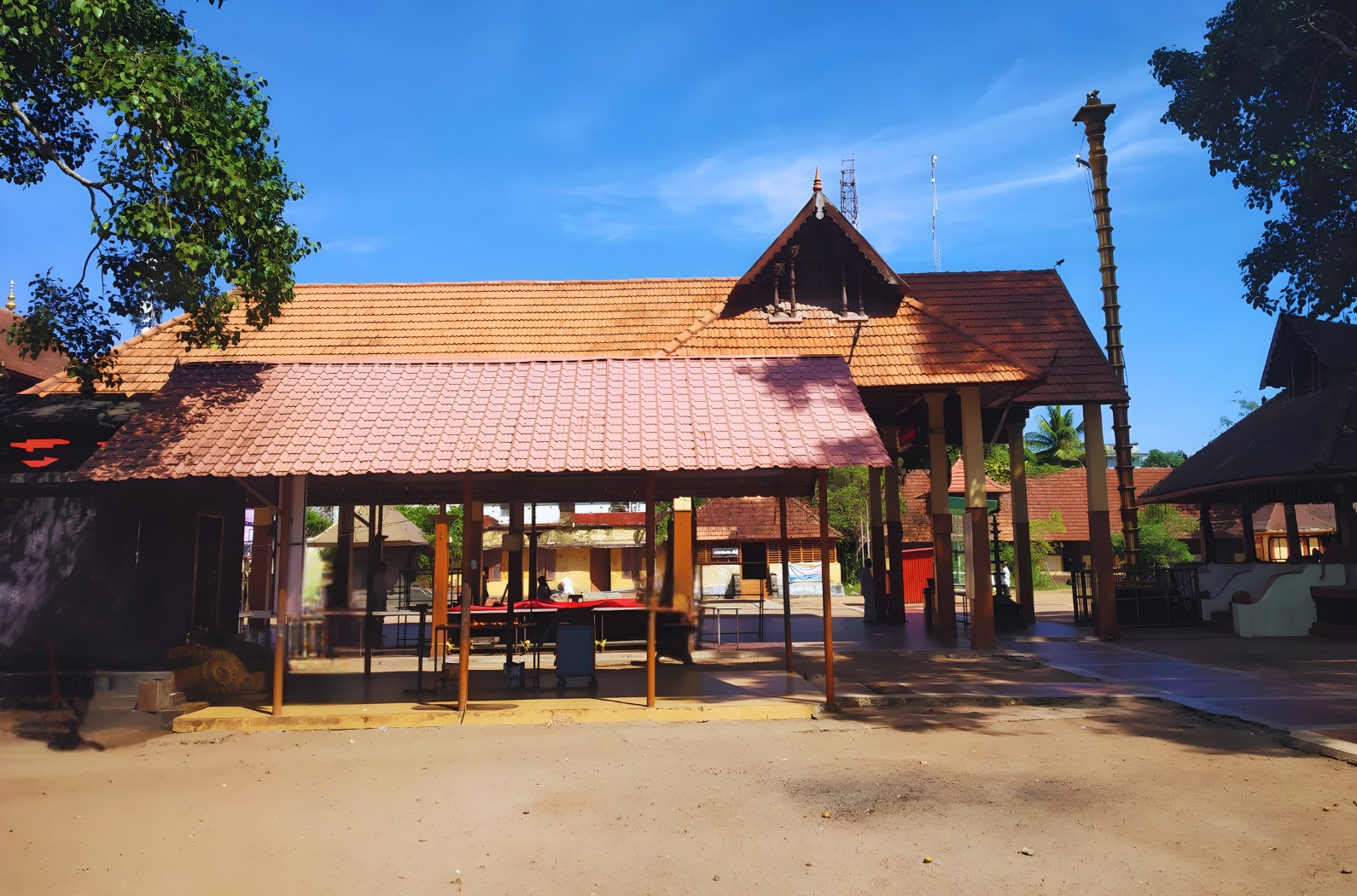 Mullakkal Rajarajeswari Temple