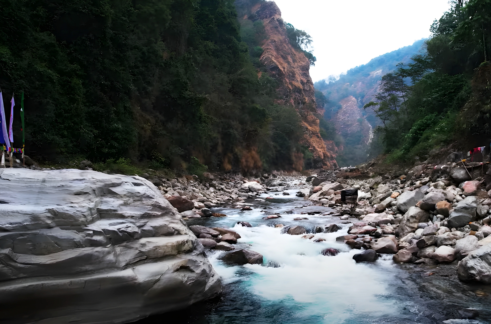 Reshi Hot Spring