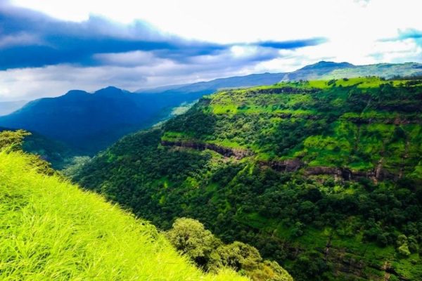 Beautiful scenic view of the hills in Lonavala.